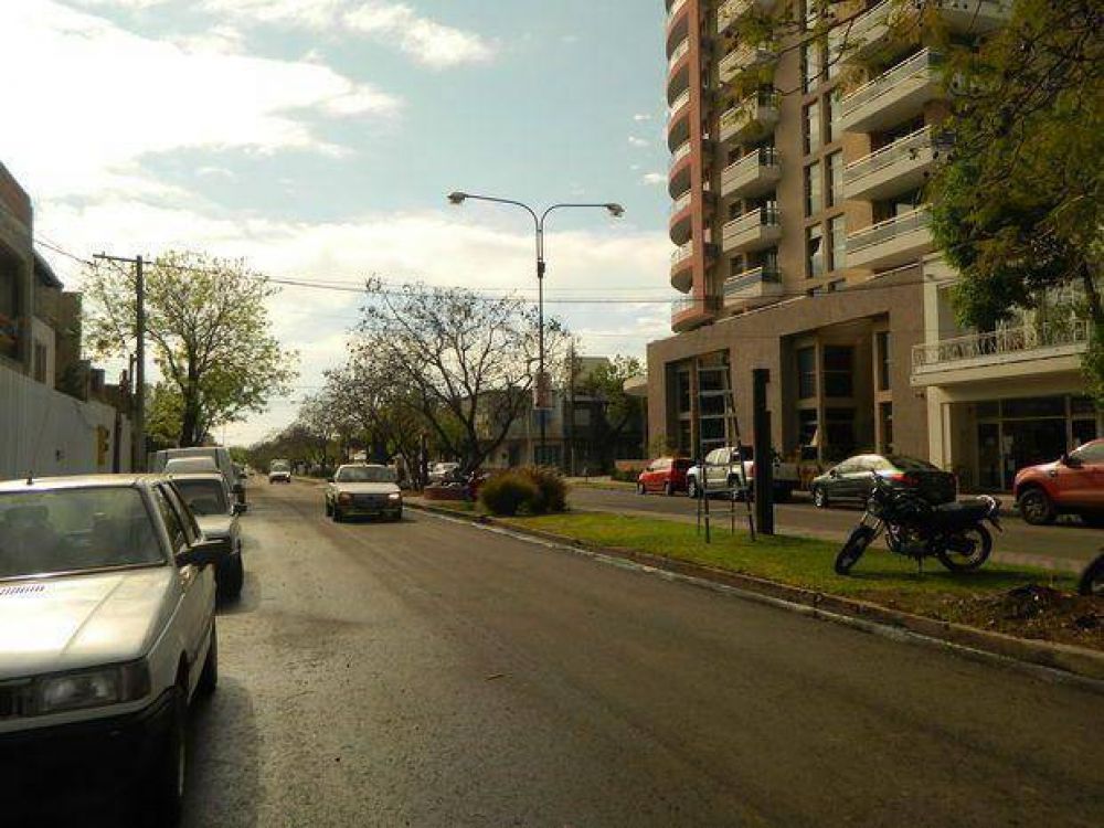 Instalaron cuarenta luminarias sobre la Avenida Luis N. Palma