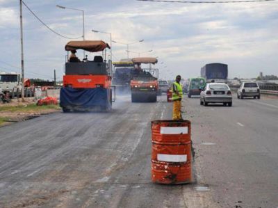 El ensanche en la avenida de Circunvalaci�n tardar� el doble del tiempo previsto