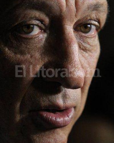 Bonfatti: �Debemos reformar la Constituci�n pero no planteamos ni ponemos ning�n plazo�