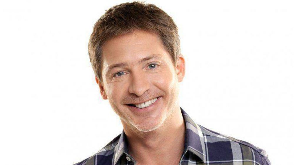 Adri�n Suar vuelve a la pantalla chica: protagonizar� la ficci�n Familia se alquila