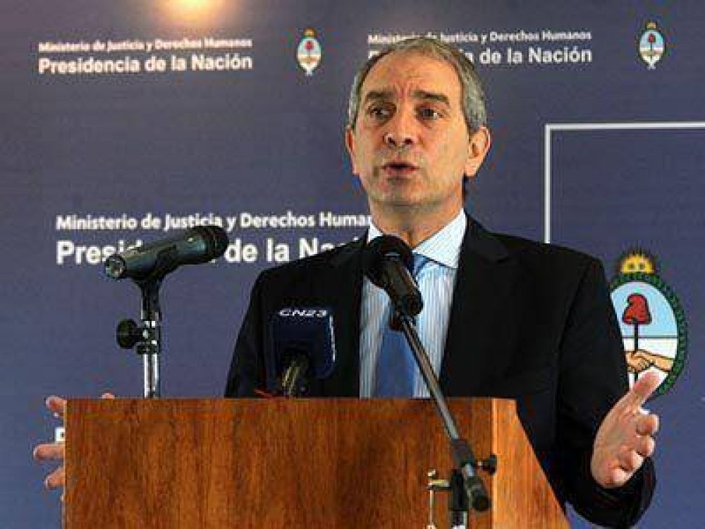 Alak encabeza una cumbre para debatir la reforma del C�digo Penal