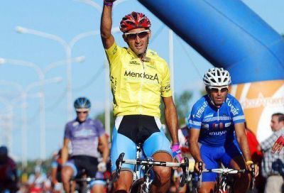 Roberto Richeze se qued� con la 38� Vuelta de Mendoza
