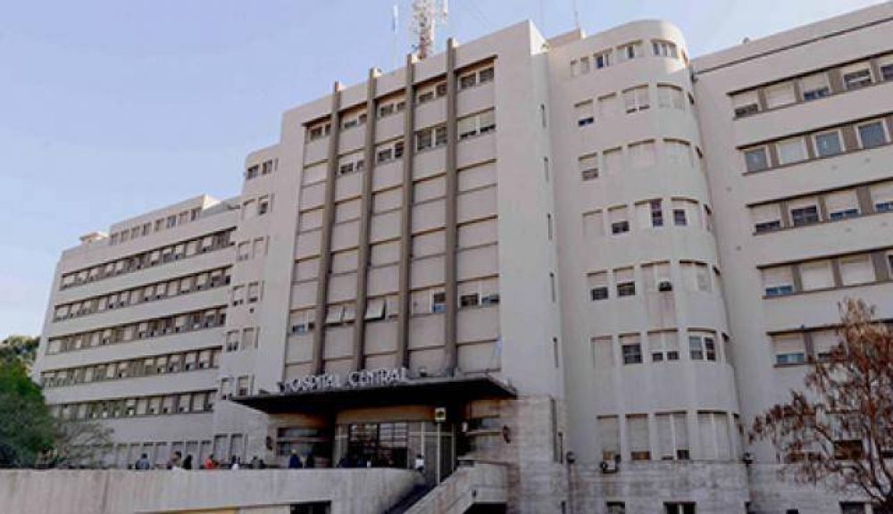 El Hospital Central realiz� el primer trasplante renal del a�o