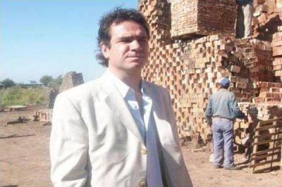 Dirigente cercano a Giustozzi abre una Fundaci�n en San Vicente