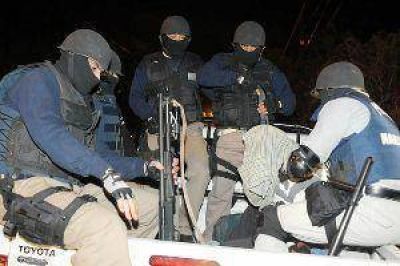 M�s de 30 apresados en operativo de saturaci�n desarrollado en la zona sur