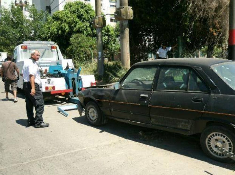 En 3 meses fueron retirados 597 veh�culos abandonados en la calle