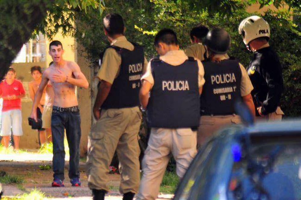 Piedrazos, botellazos y disparos en el barrio Malvinas de General Pico: sin detenidos