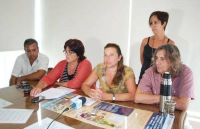 UTELPA avisa: si no hay oferta en la paritaria provincial, votar�an un paro