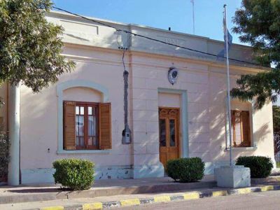 Eduardo Castex: agreden a un polic�a y le roban el arma