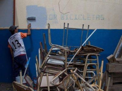 A pocos d�as del inicio de clases, hay muchas escuelas de Salta en mal estado