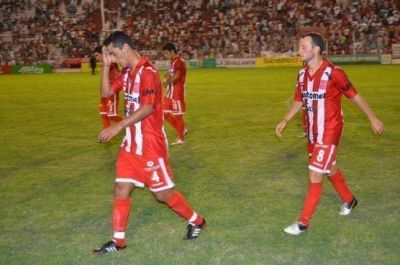 �Con estos jugadores ni Guardiola salva a San Mart�n�