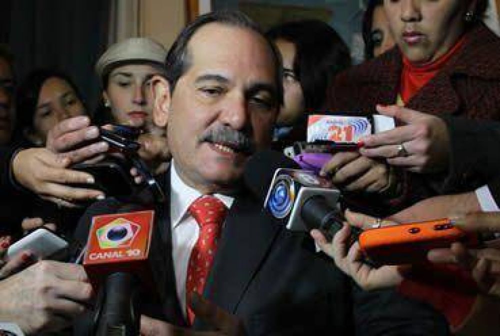 Alperovich:"las clases empiezan el 5 de marzo"