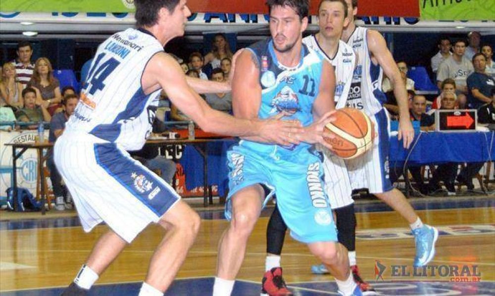 Argentino de Jun�n le puso freno a la racha de Regatas en Corrientes