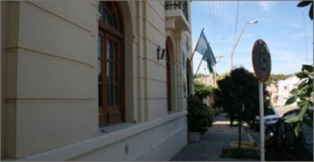 Detienen a un santacruce�o con pedido de captura