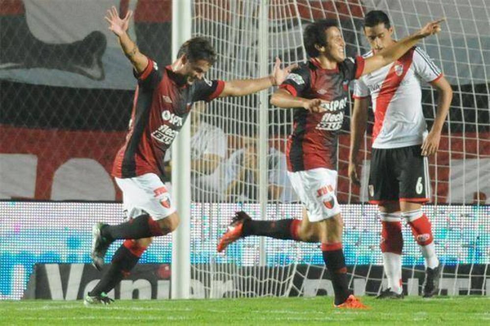 La incre�ble realidad de Col�n, un inesperado l�der que lucha por no descender