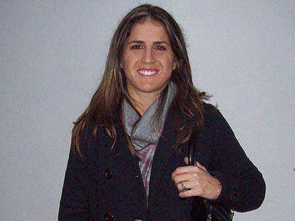  BROWN | ELECCIONES    Salvadores: "Yo misma vi en 2007 c�mo robaban boletas" 