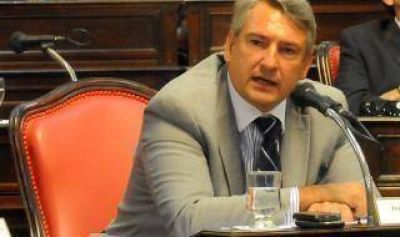 D'Onofrio asegura que, a pesar de ser kirchnerista, Bruera "llama seguido" a Massa