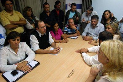 Sin propuesta: el SUTE perdi� la paciencia y Mateluna dijo  que no comienzan las clases