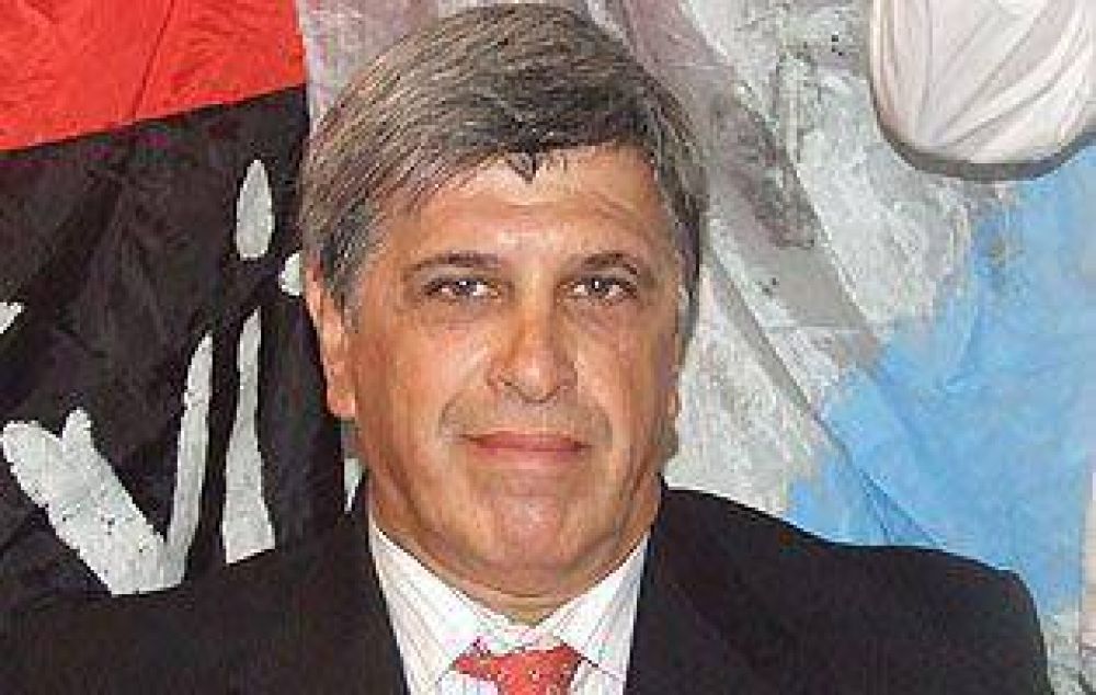 Pellegrini advirti� sobre �confusi�n� por "el doble comando" en Lomas
