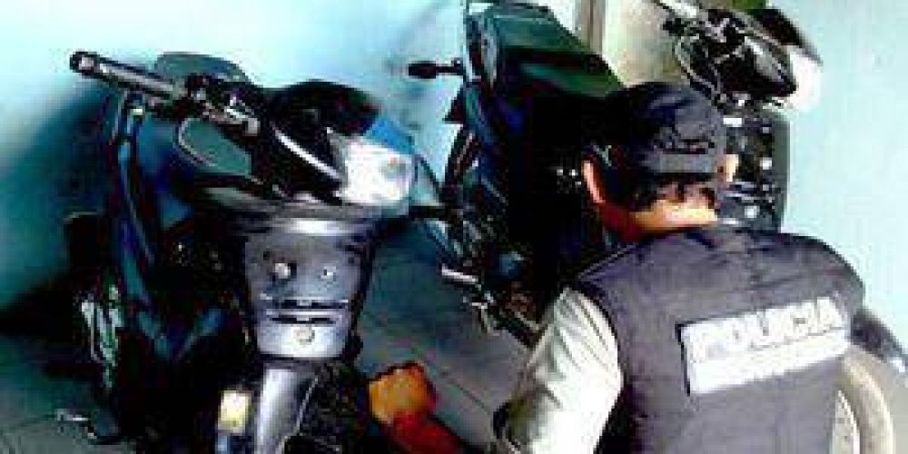 Recuperan tres motos sustra�das y secuestran otra con adulteraciones en sus partes