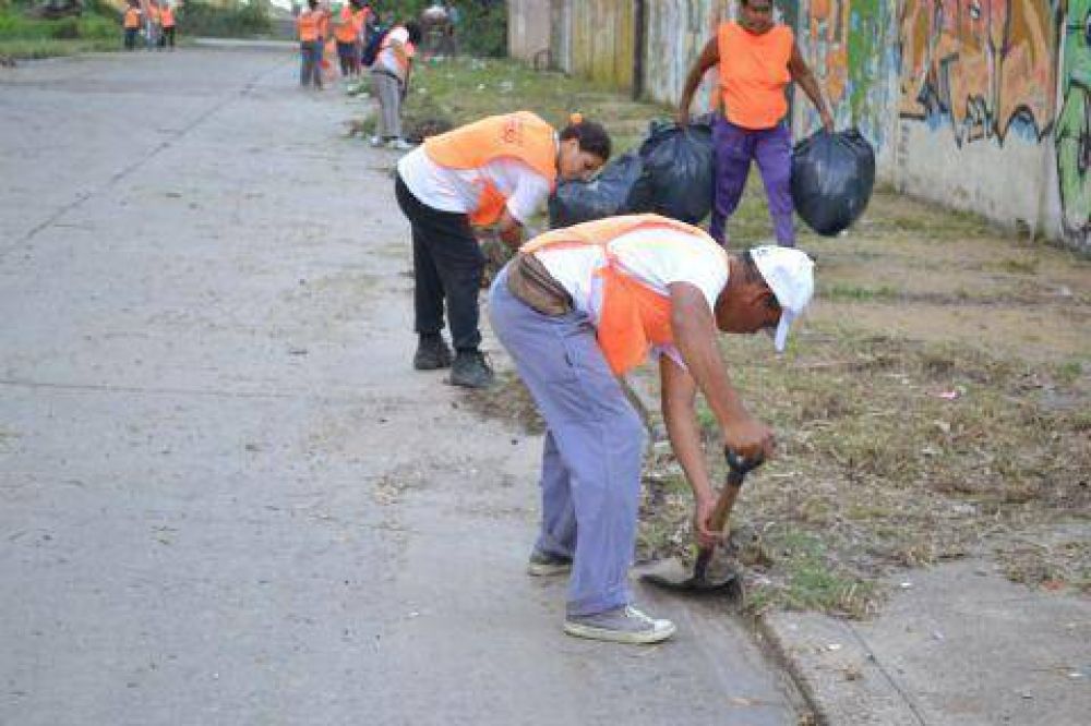 Se realizaron trabajos de limpieza en la hist�rica Calle �Nueva York�