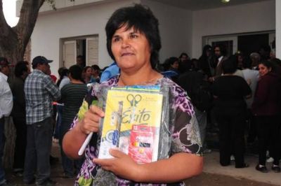 Entregaron 12 mil kits escolares a hijos de trabajadores del Plan de Inclusi�n Social