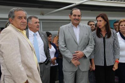 No son �alcanzables� las cifras de los gremios, dice el Gobierno