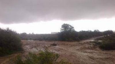 Sarmiento: Cinco localidades quedaron incomunicadas por las lluvias