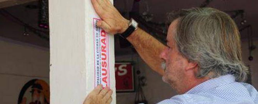 Clausuraron cuatro drugstores por incumplir normas