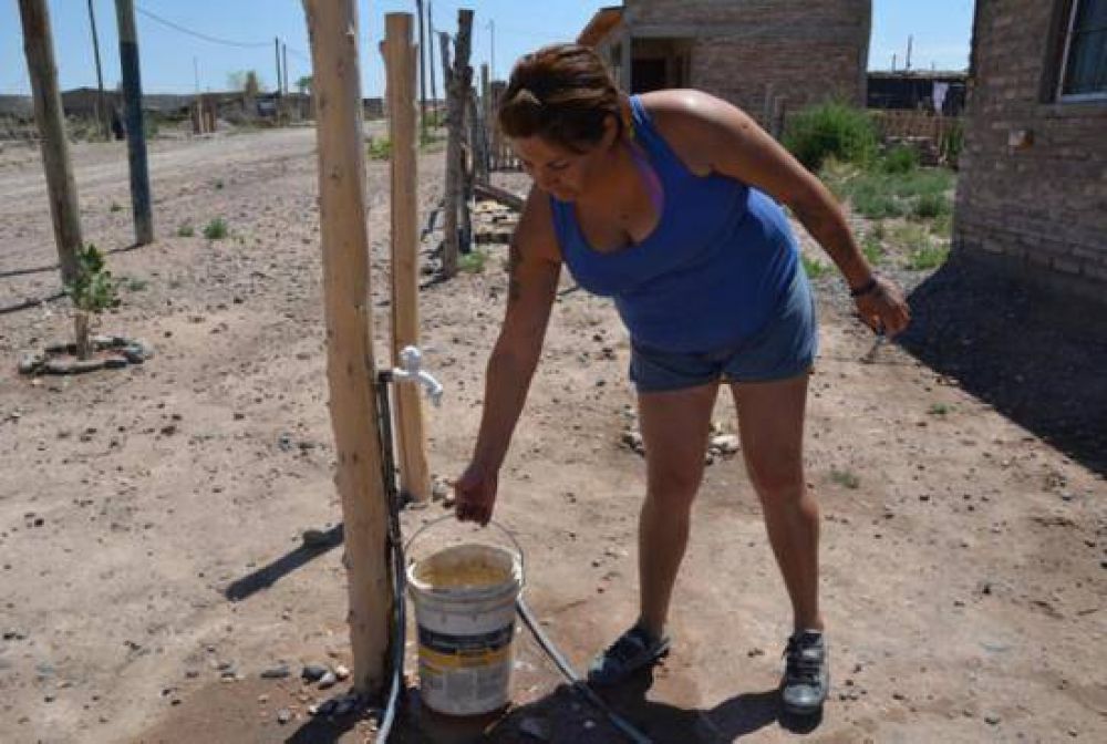 Realizan an�lisis por turbiedad del agua en Roca