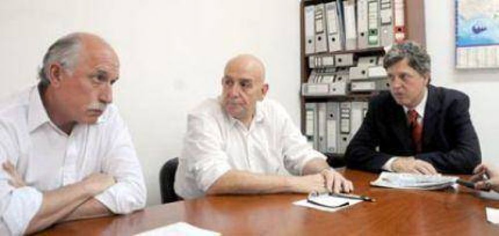 Defensores del Pueblo rechazan pedido de desafecci�n del Sindicato de Camionero 