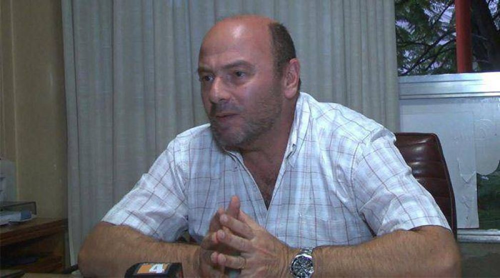 El juez de faltas Gabriel Nardi �chape� para evitar un control de alcoholemia