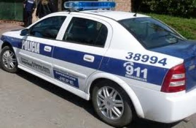 Delincuentes asaltaron una pinturer�a y se tirotearon con un efectivo policial