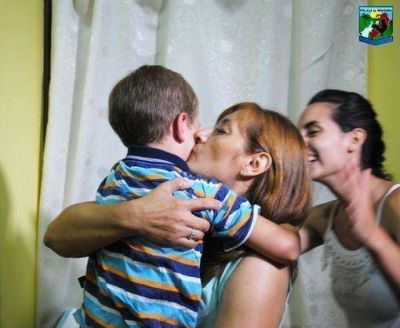 Tomasito volvi� con su mam� y su padre qued� en libertad