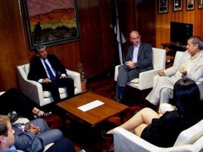 El ministro de Salud con autoridades de Unicef