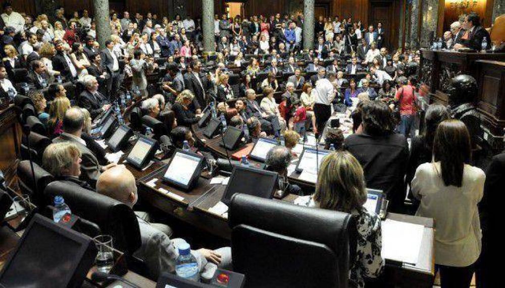 Legislatura: convocan a dos sesiones extraordinarias en un d�a