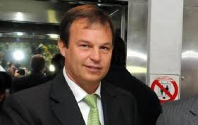 El FpV acus� a Giustozzi de querer expropiar la sede del PJ de Brown para evitar su traspaso
