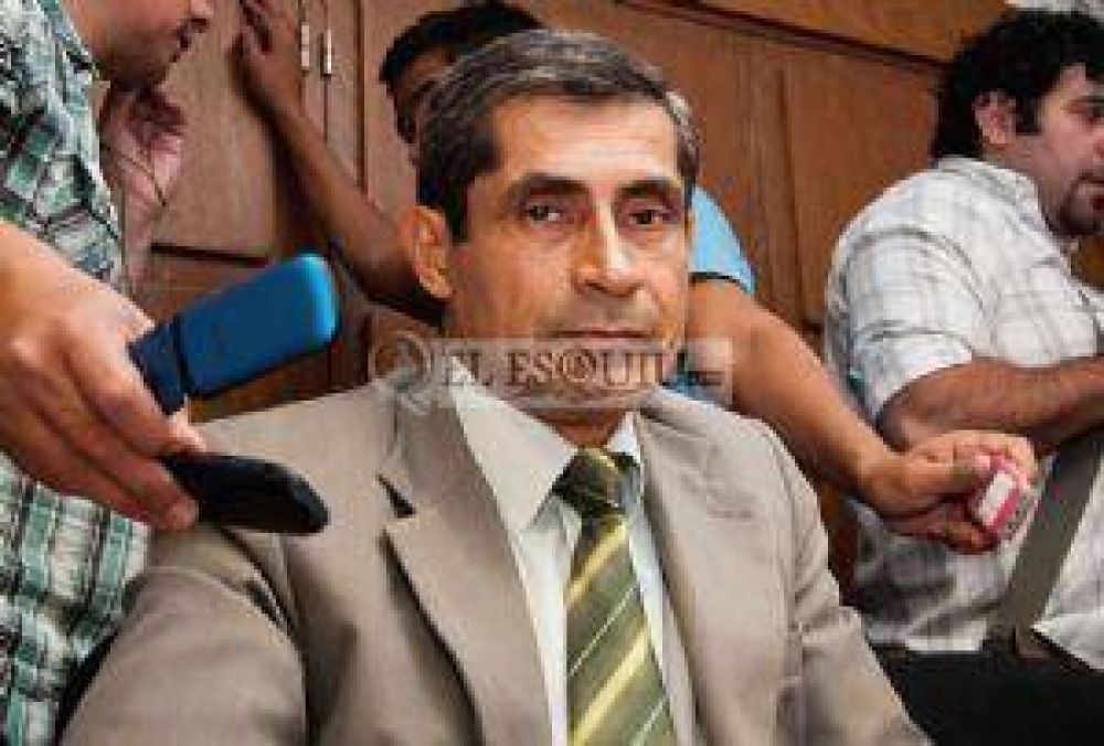 Aredes expondr� la situaci�n financiera