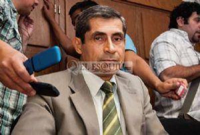 Aredes expondr� la situaci�n financiera
