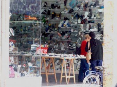 Comerciantes de la ciudad: �Los precios suben y las ventas bajan�