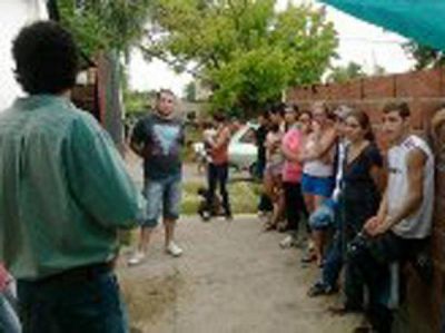El concejal Lignazzi y la Juventud Peronista visitaron Villa Angus