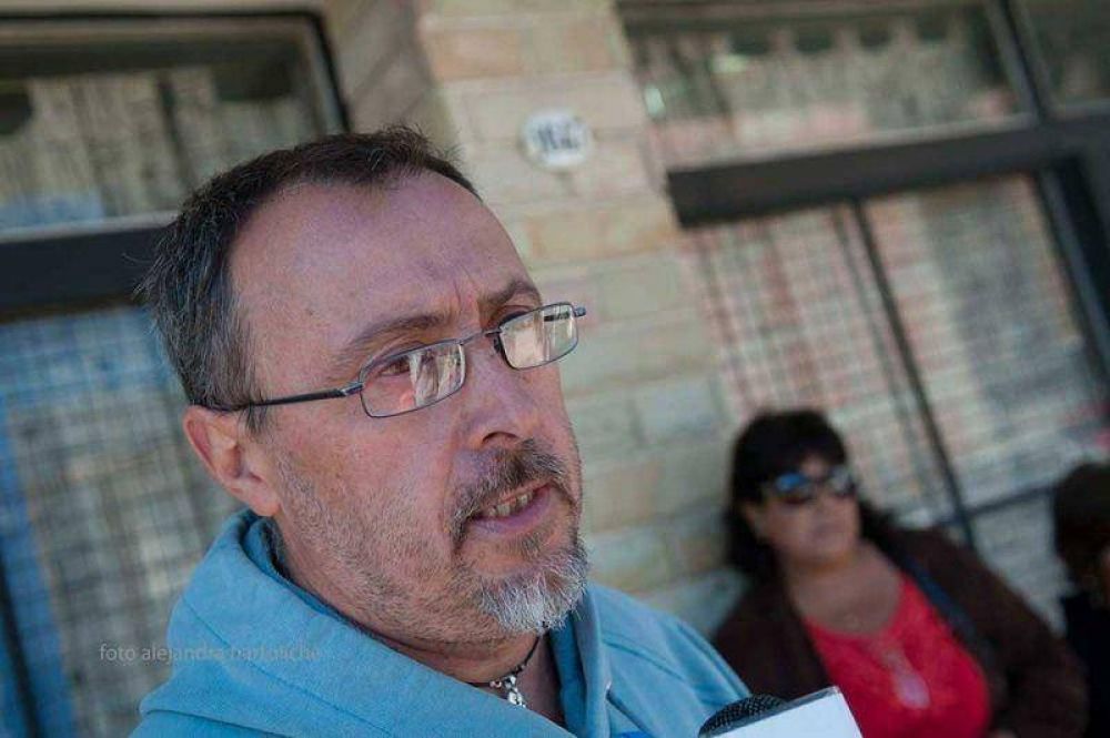 Titular de UnTER asegur� que no se cumplir�n los 190 d�as de clases