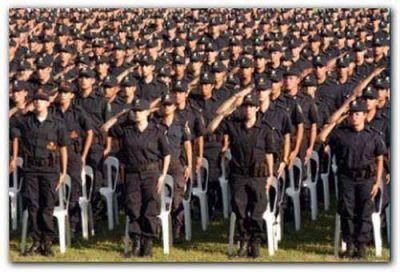 En cinco d�as se anotaron m�s de 600 marplatenses para ingresar a la Polic�a Bonaerense
