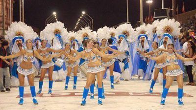 La Comparsa Mar� Mar� participar� de los Corsos Oficiales 2014