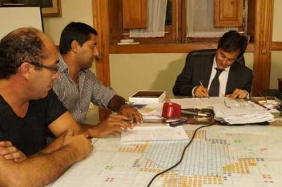 El Ejecutivo y el Sindicato Municipal firmaron el acuerdo salarial 