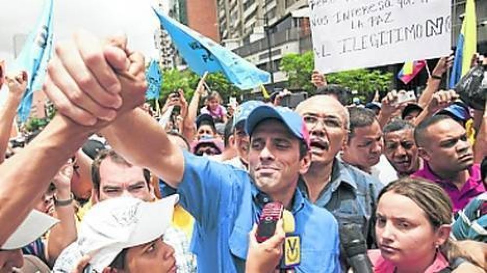 Capriles: "La situaci�n se le fue de las manos al gobierno"