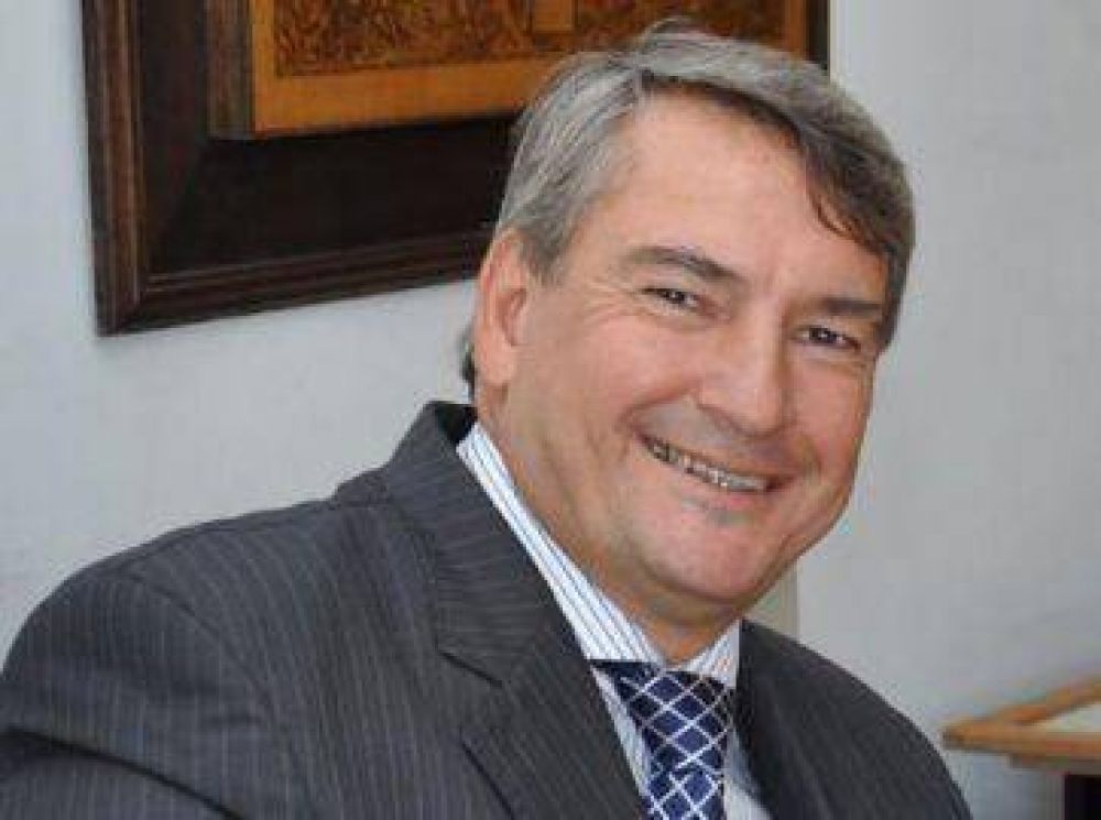 El FR dispuesto a tratar la Polic�a Comunal