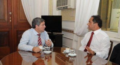 Scioli se re�ne con diputados para adelantar ejes legislativos y acordar por la Polic�a Municipal