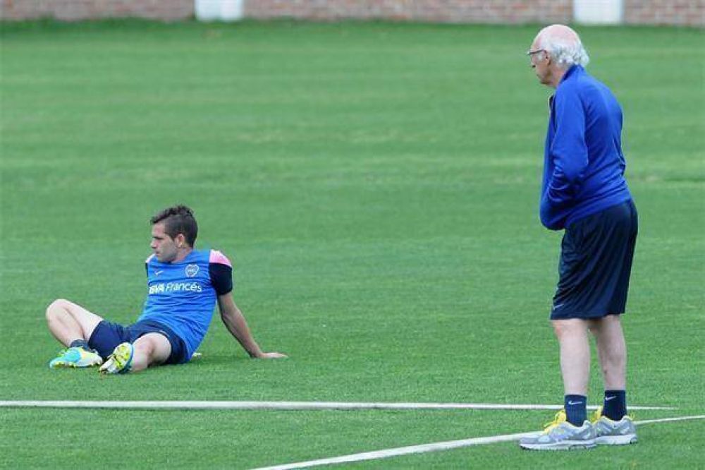 Las dudas de Carlos Bianchi: Riquelme suma minutos y Gago, entre algodones