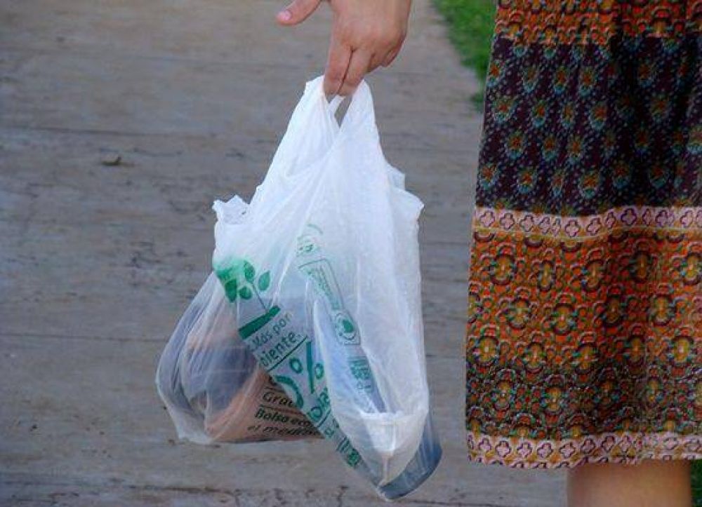 Bolsas de pl�stico: rige la prohibici�n, pero se incumple